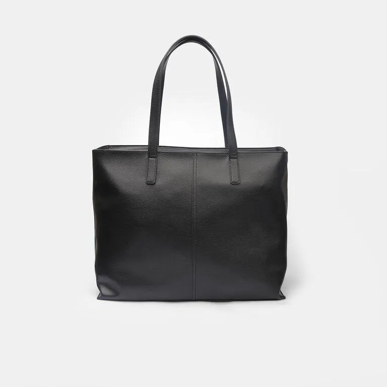 Dvě kabelky v jednom provedení s jednoduchým designem