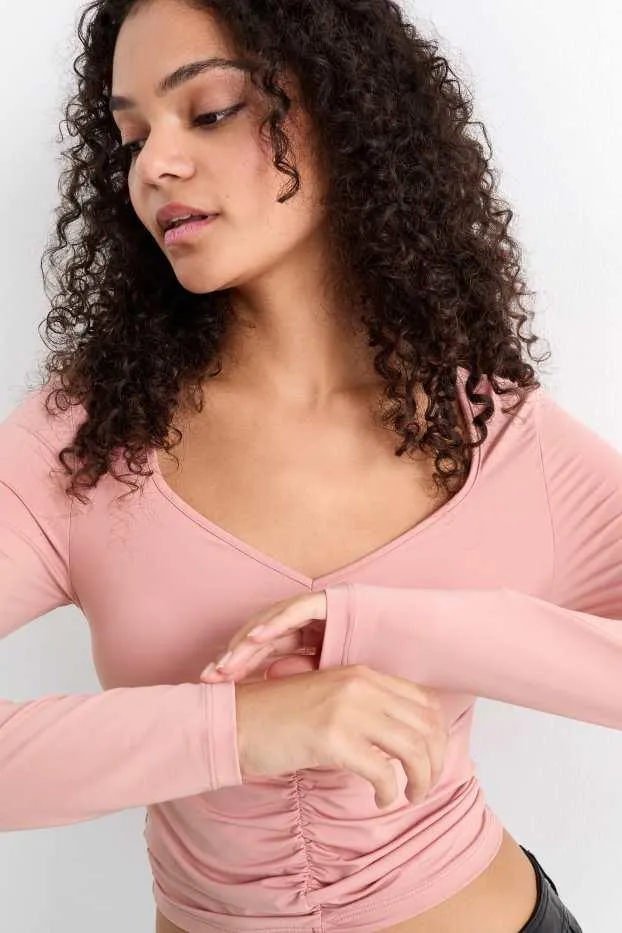 Krátké tričko s dlouhým rukávem