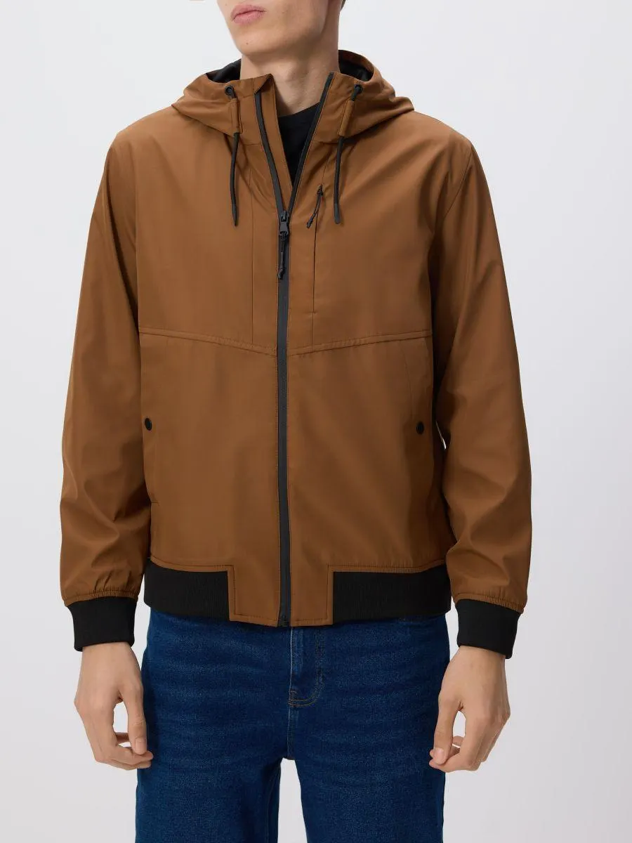 Bunda na způsob šusťákovky