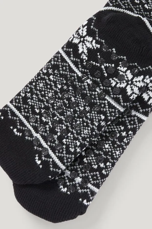 Non-slip Christmas socks with motif - snowflakes