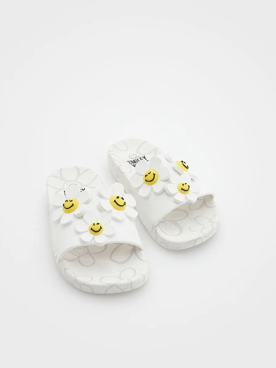 GIRLS` STRAPPY SANDALS