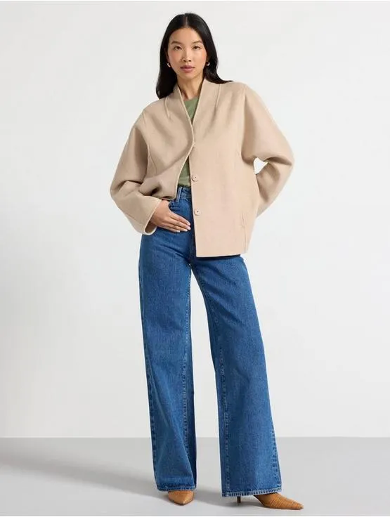 Bunda ze směsi vlny