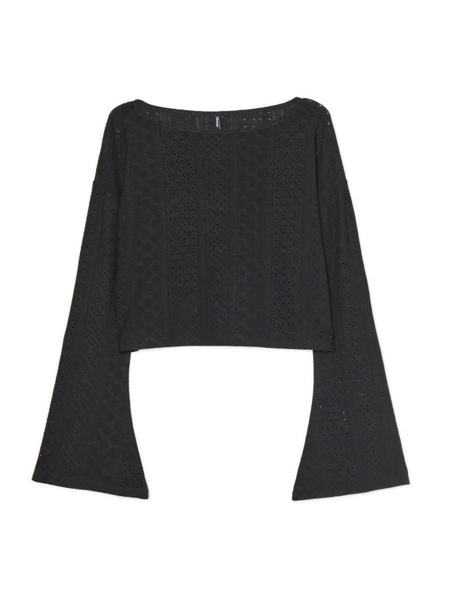 Halenka s ažurovým zdobením