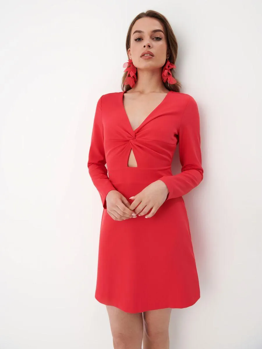 Šaty s výstřihem do v