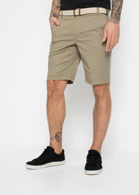 Stretchiga bermudas i chinosmodell med skärp, normal passform