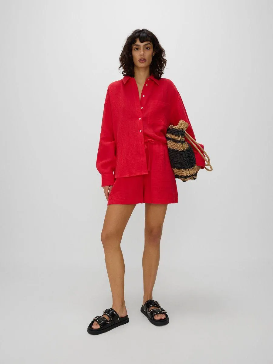 Košile z látky z bavlněného mušelínu