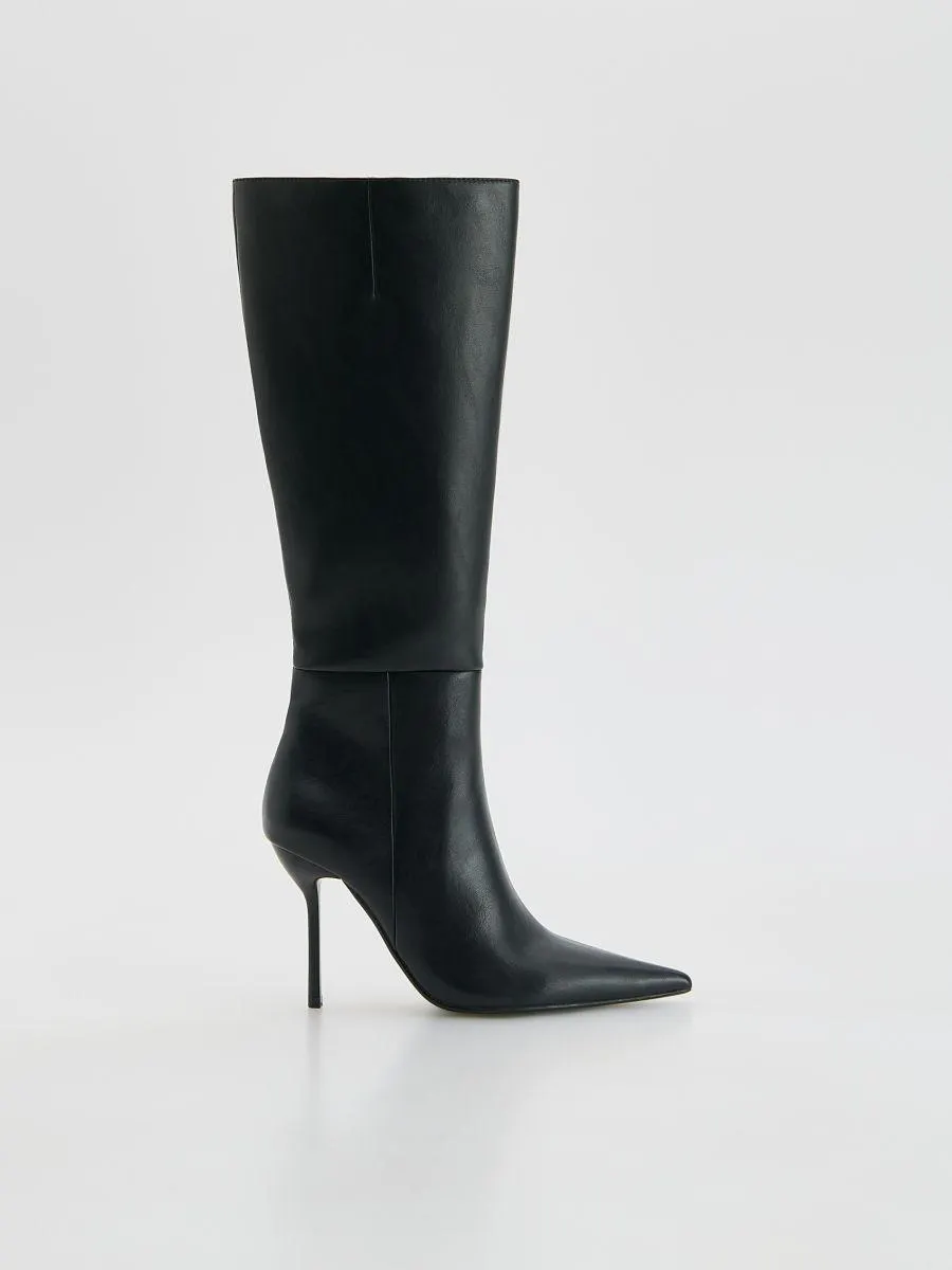 Kozačky s jehlovým podpatkem