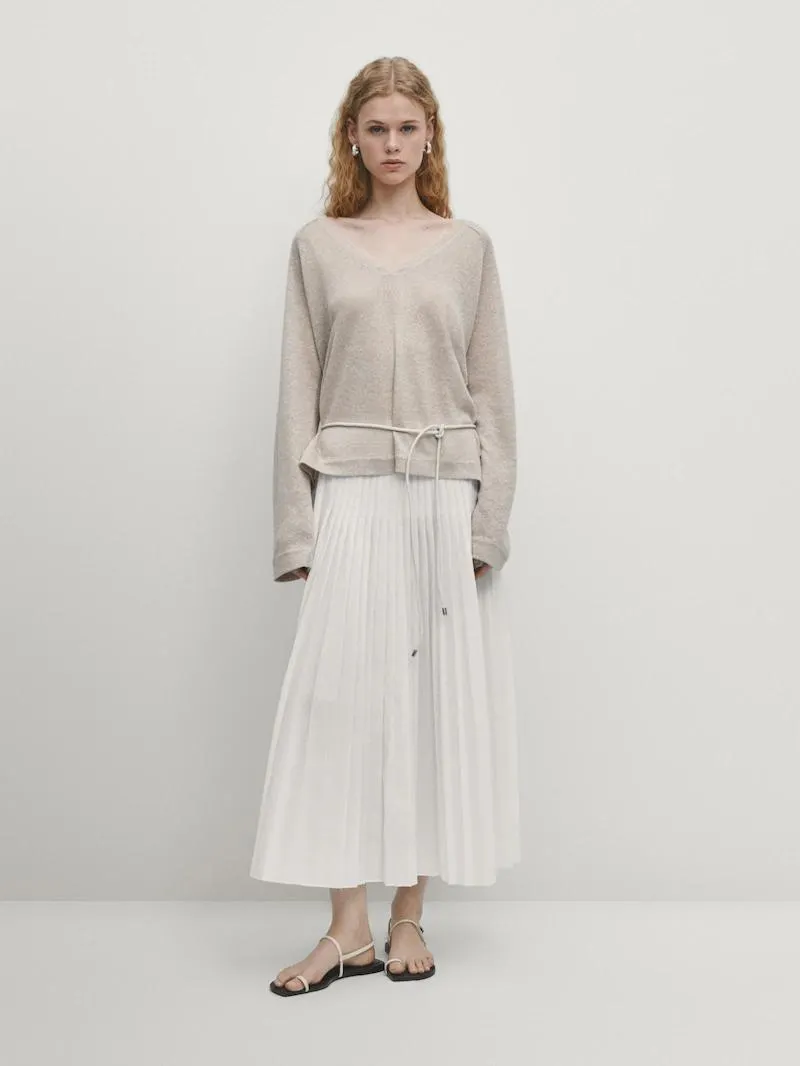 Camiseta lino manga larga cuello pico