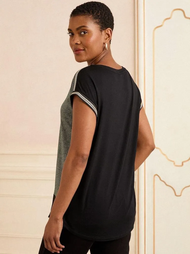 Zelená a Černá zdobená manžetami v Saténové přední části - Saténový top Love & Roses s Výstřihem do V a Krátkým rukávem