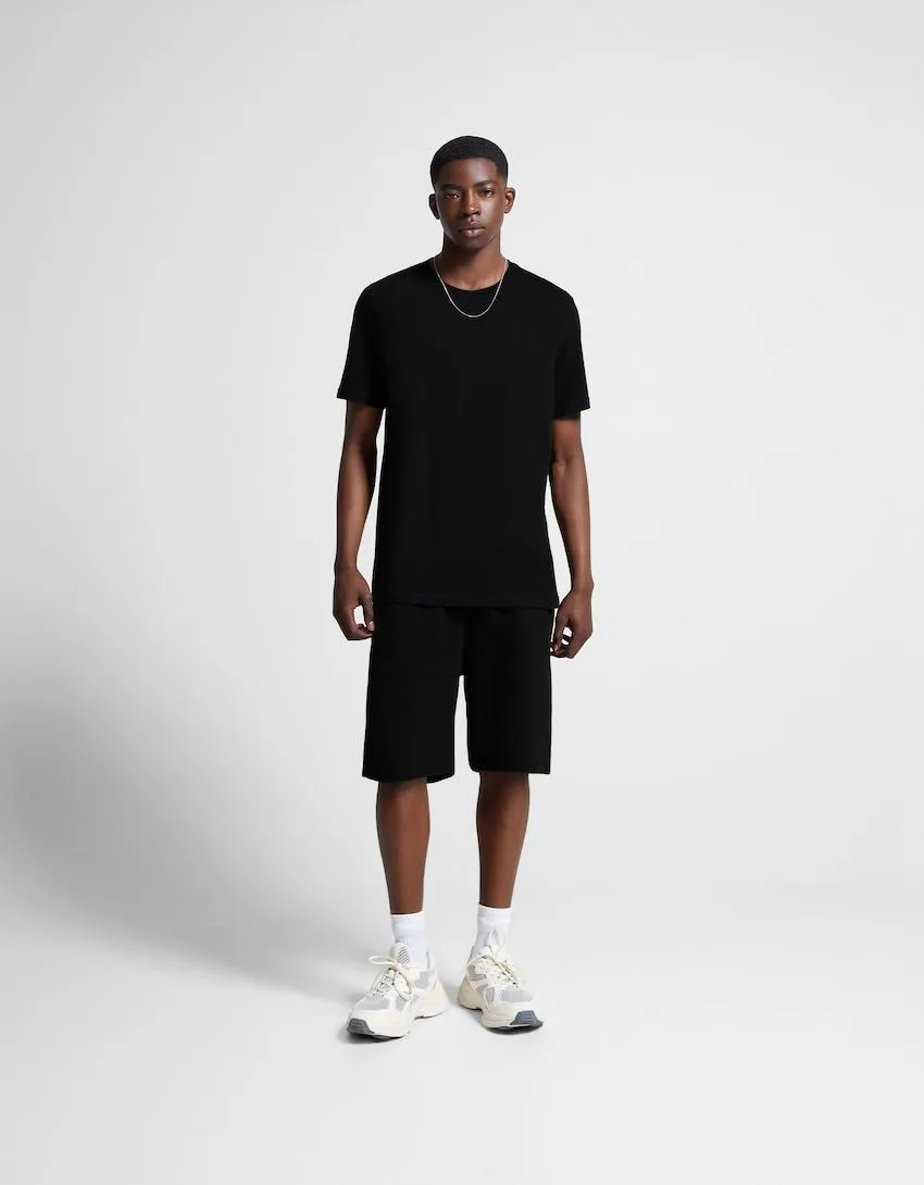 Balení trička regular fit s krátkými rukávy a bermud basic