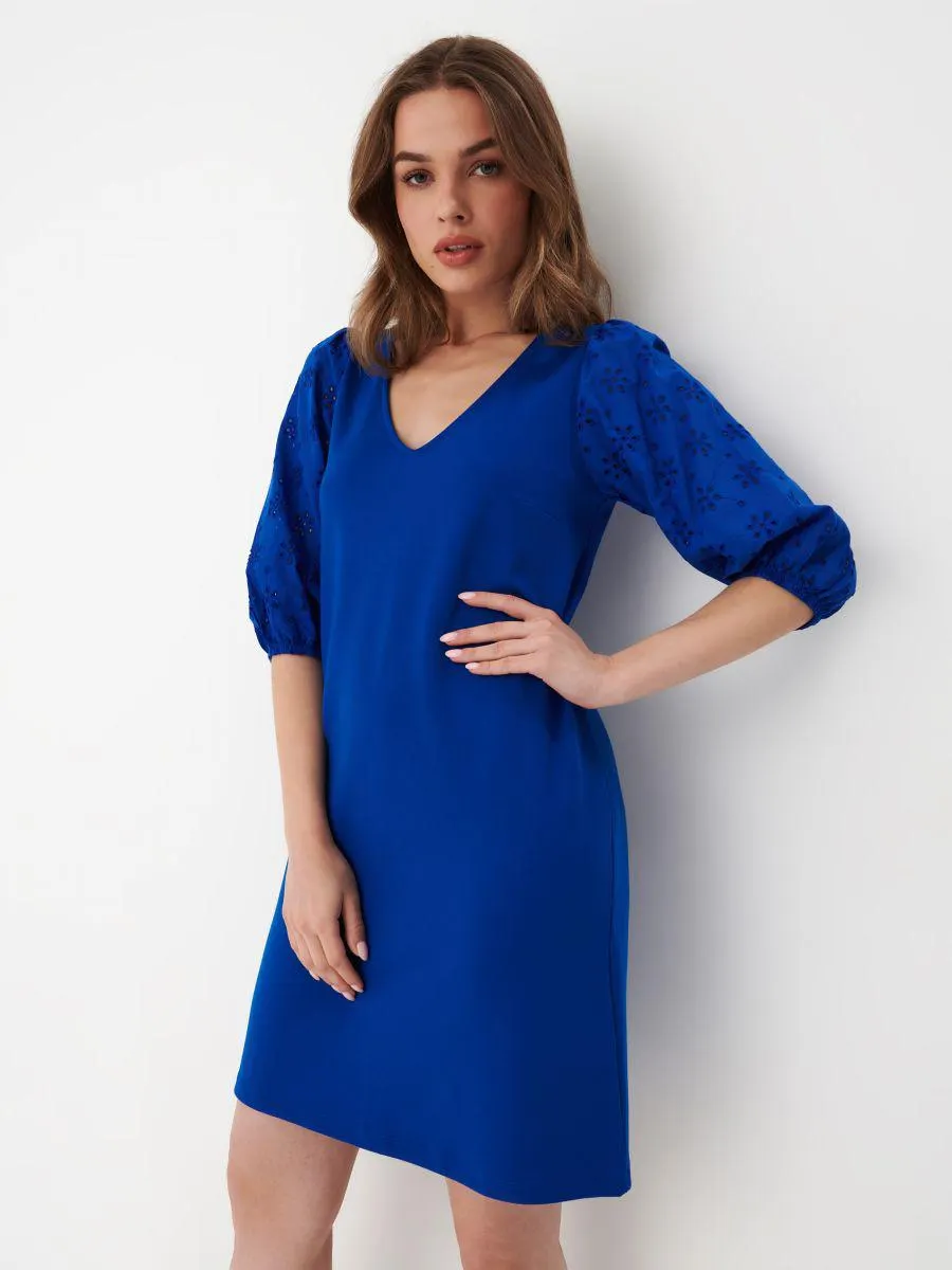 šaty s balonovými rukávy