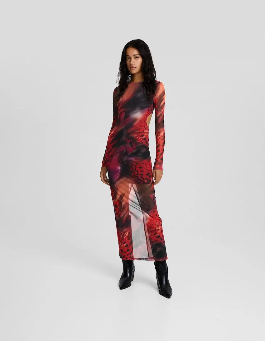 Prodloužené tylové šaty s dlouhými rukávy a potiskem