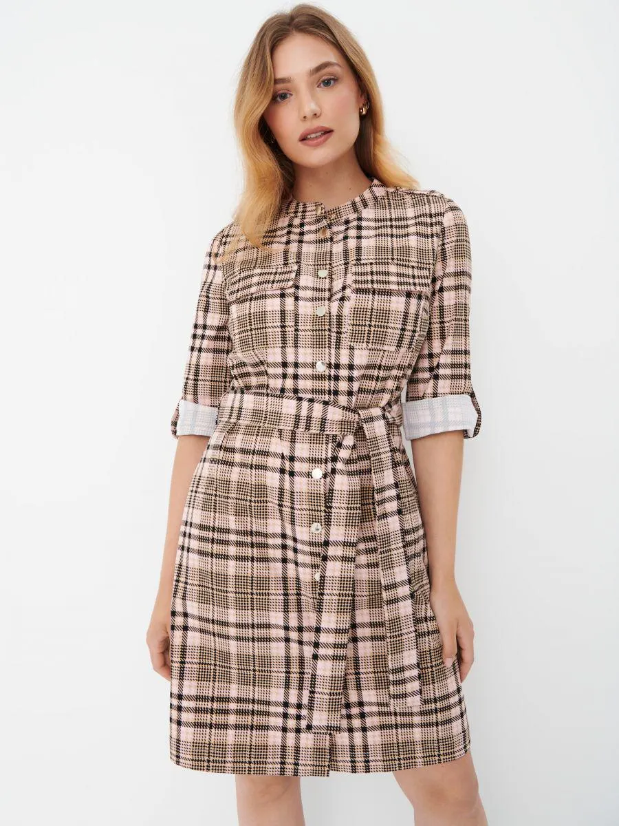 Košilové mini šaty se vzorem