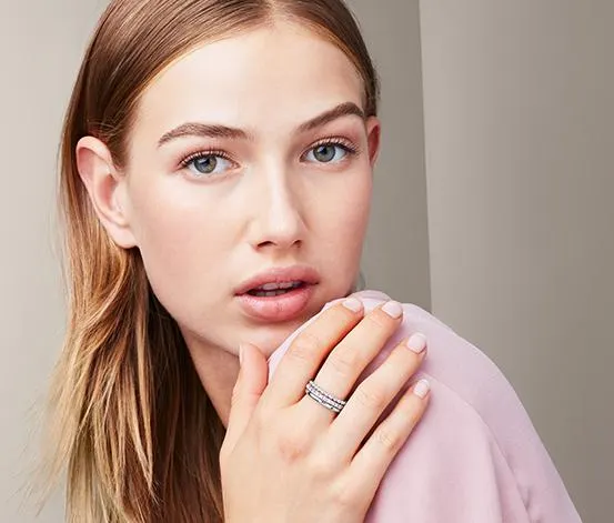 Sada prstenů zdobených kamínky Swarovski®