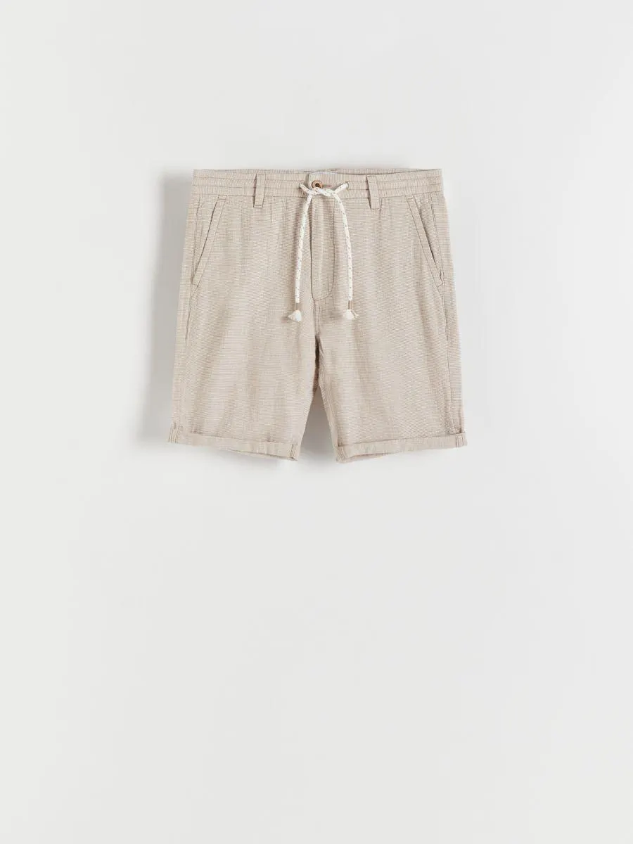 Kraťasy regular s příměsí lnu