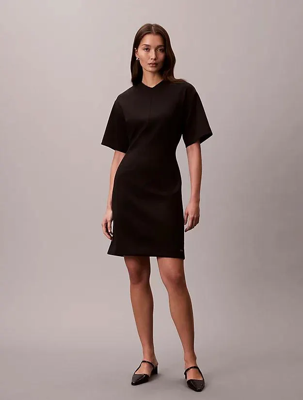 Smooth Stretch V-Neck Short Sleeve Dress
