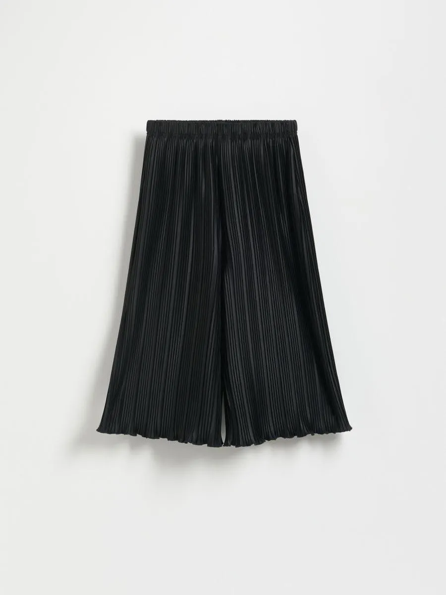 Plisované kalhoty typu culottes