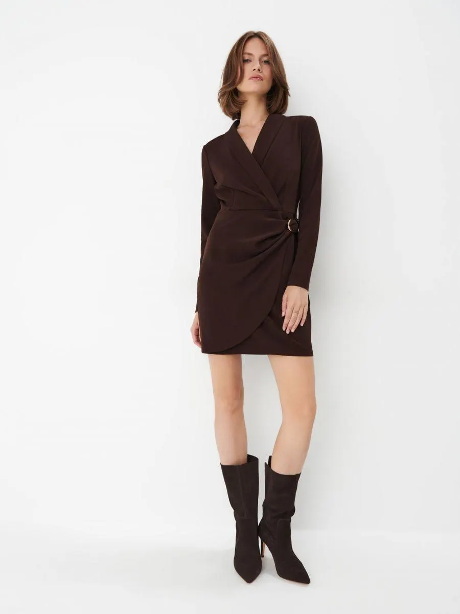 Mini šaty se střihem saka