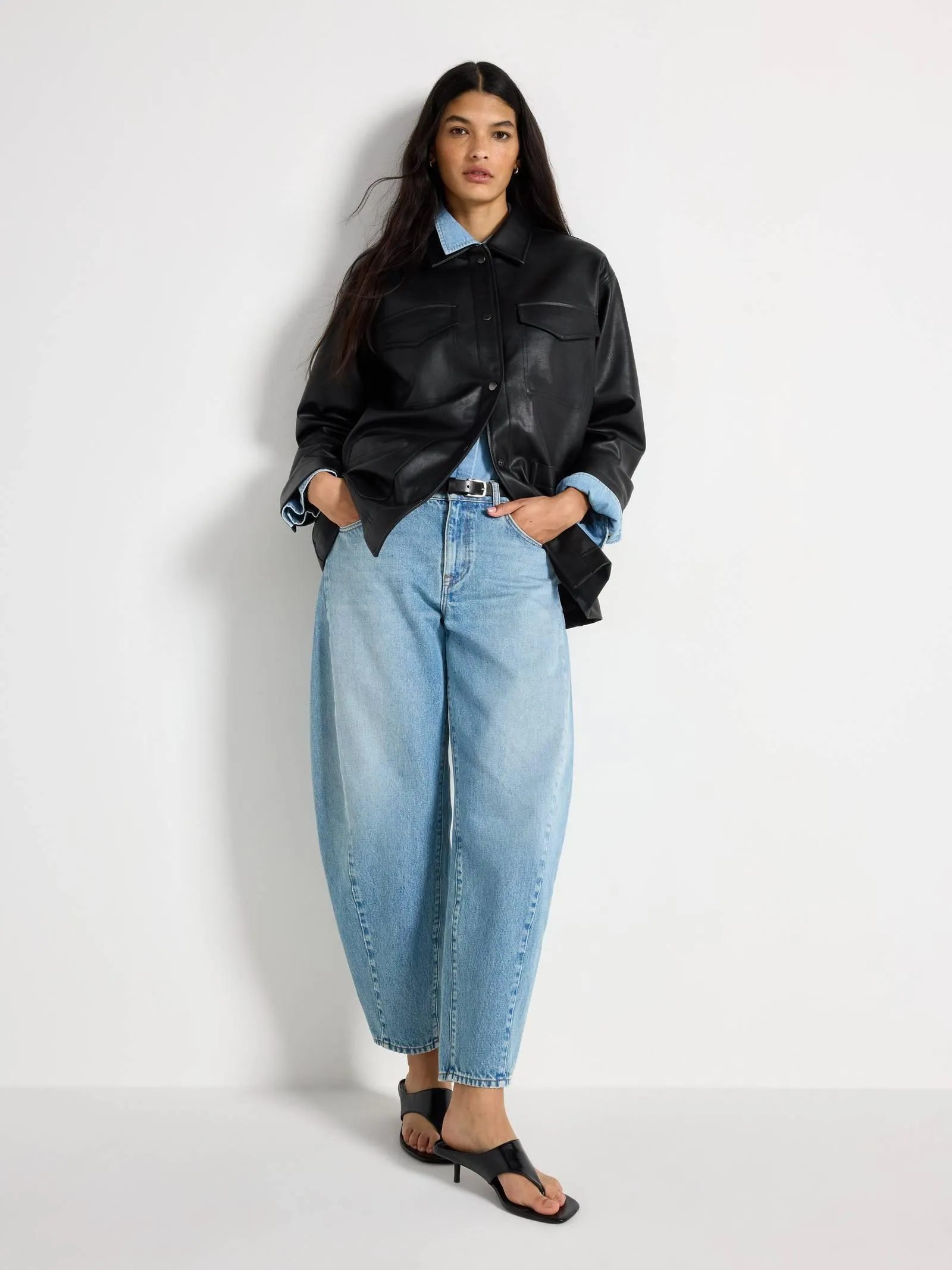 Bunda z imitace kůže