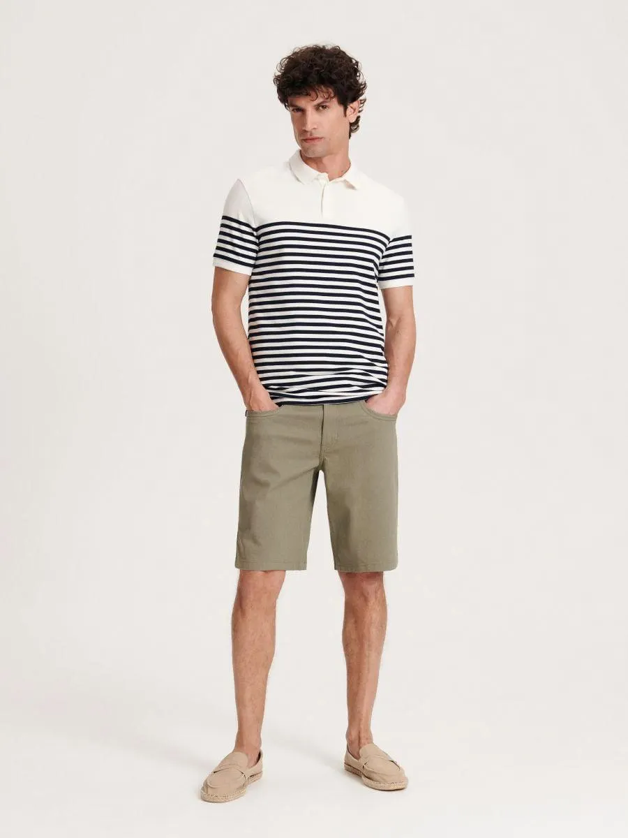 Šortky slim fit