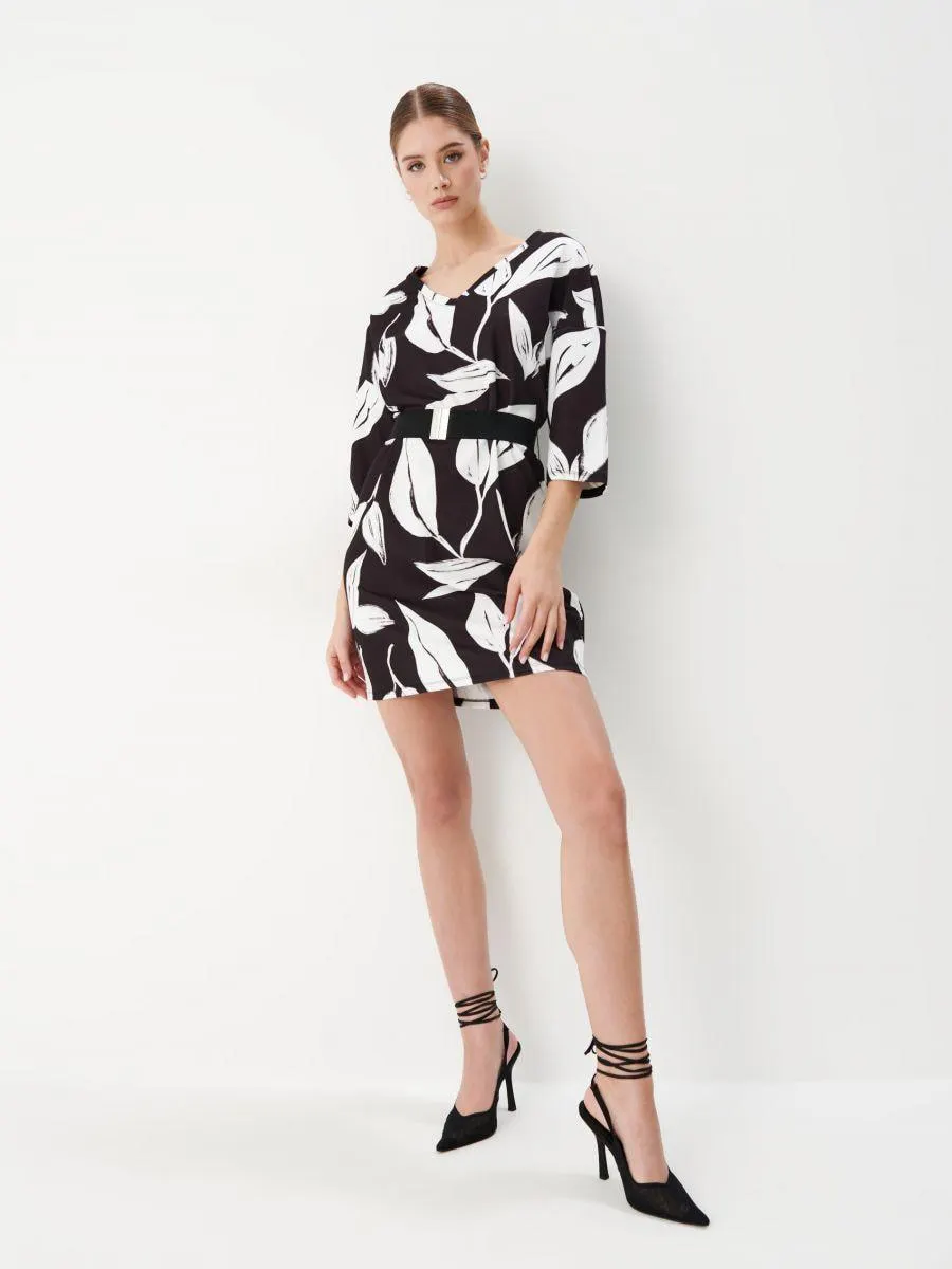 Rochie mini cu curea