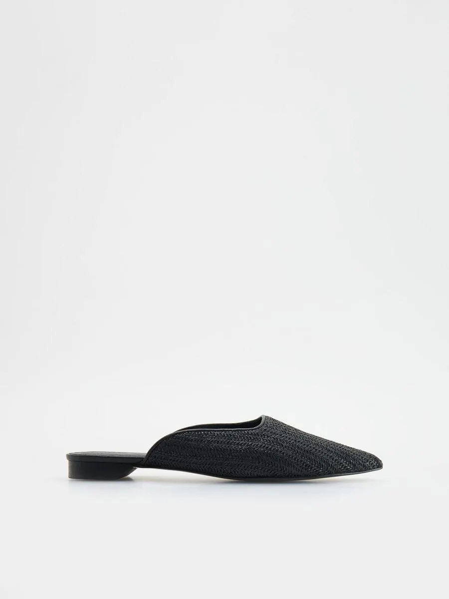 Pletené pantofle v kožené úpravě