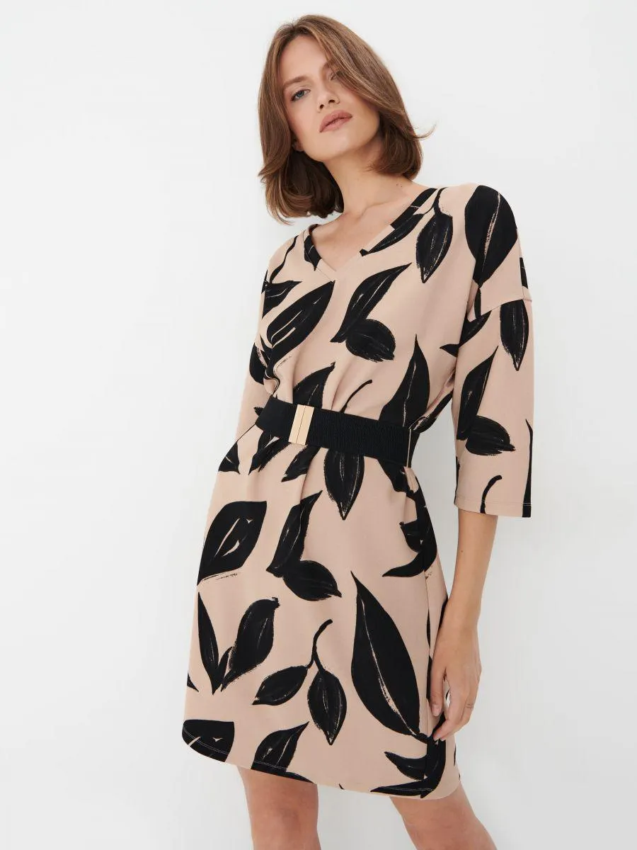 Rochie mini cu curea