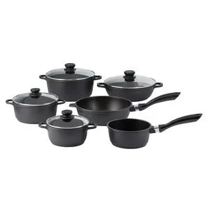 10 ks (4 hrnce, 2 pánve, 4 poklice)