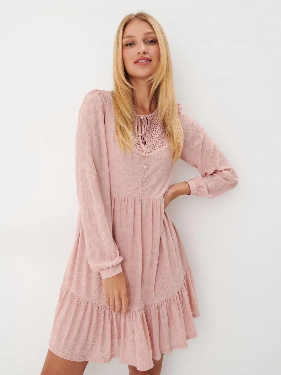 Mini šaty s dlouhými rukávy