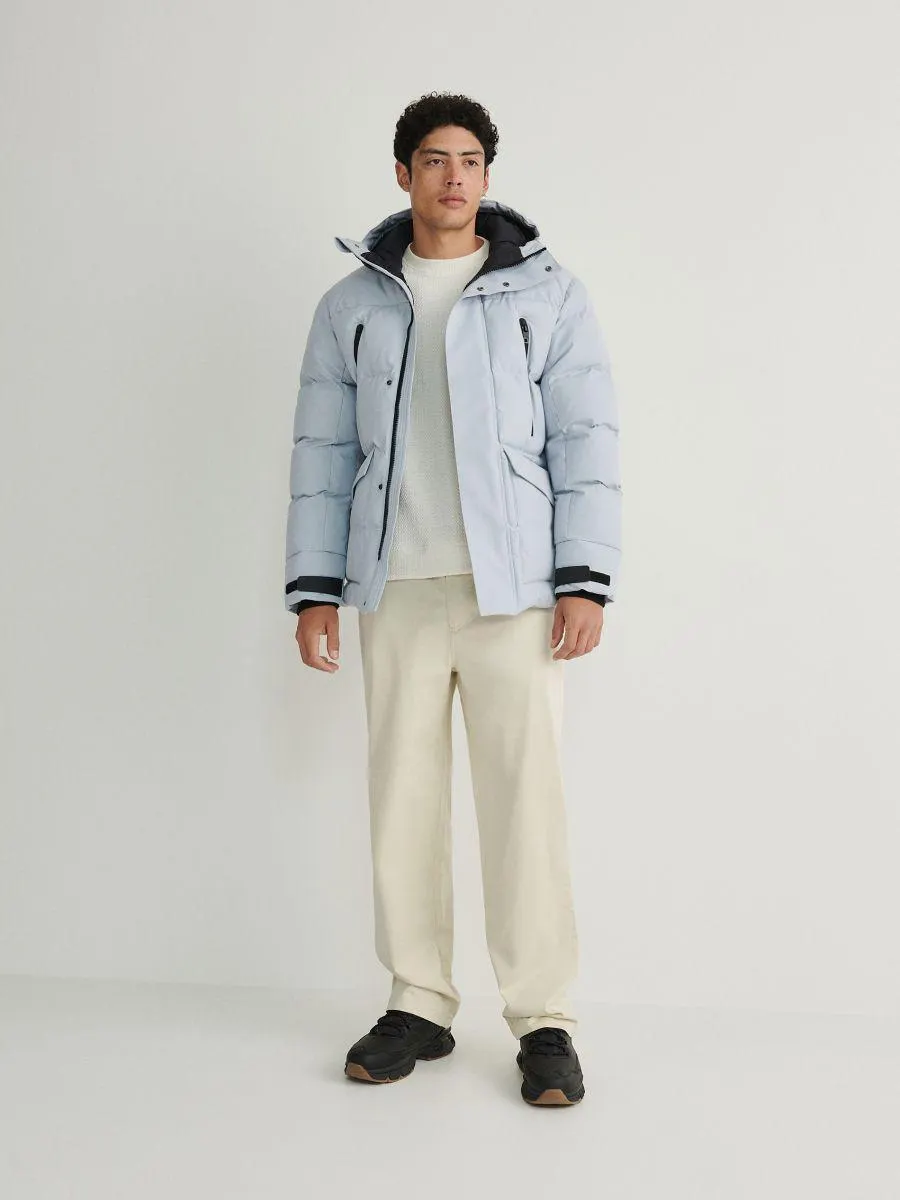 Geacă impermeabilă cu glugă