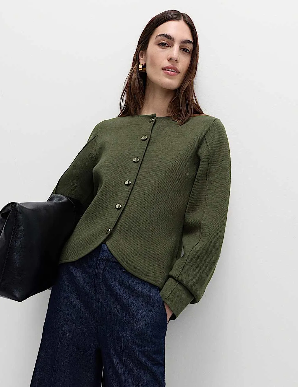 Přiléhavý kardigan se zvýrazněným pasem, měkký na dotek