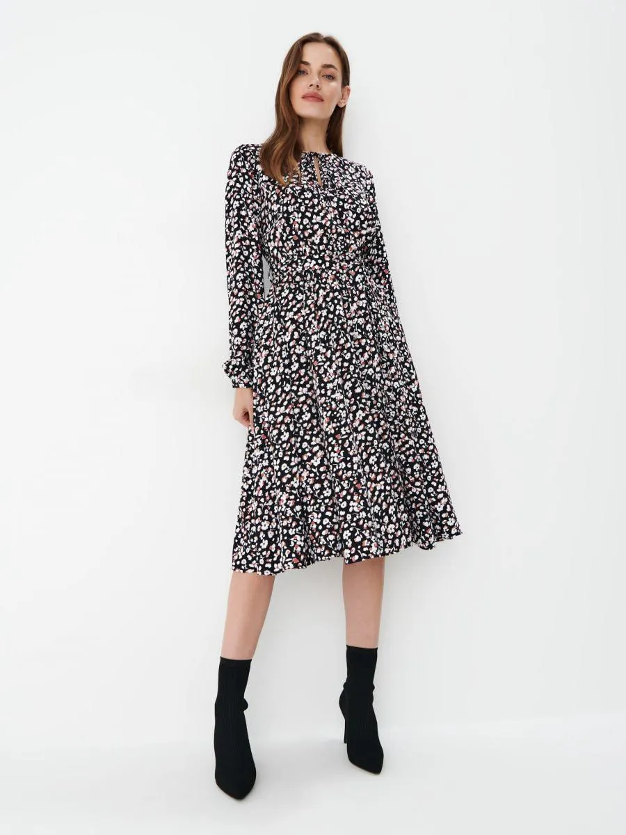 Květinové midi šaty