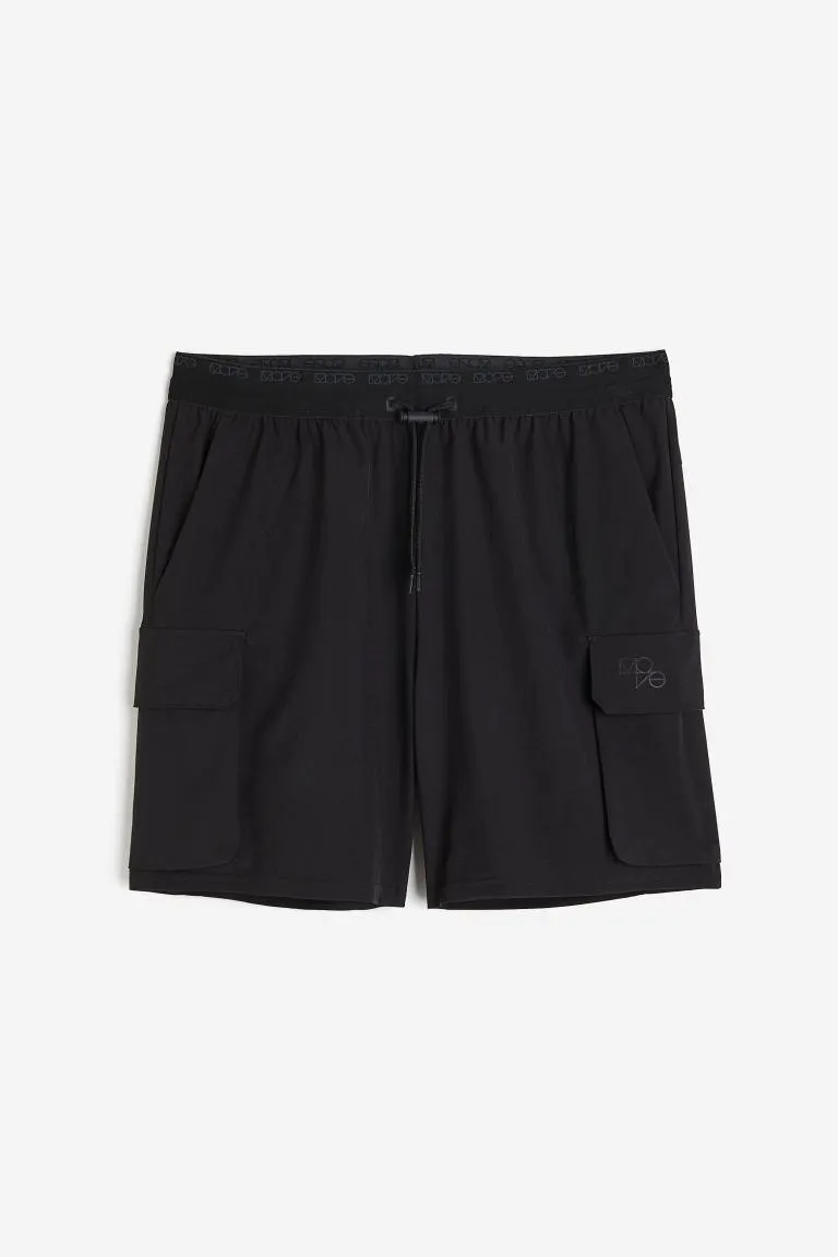 DryMove™ Treningsshorts i cargomodell