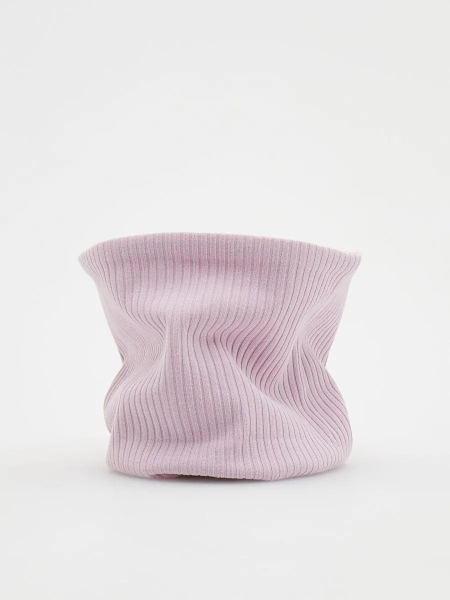 Nákrčník s vysokým podílem bavlny