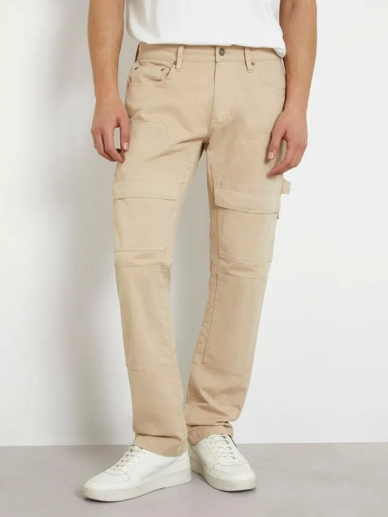 Pantalón modelo cargo de talle medio