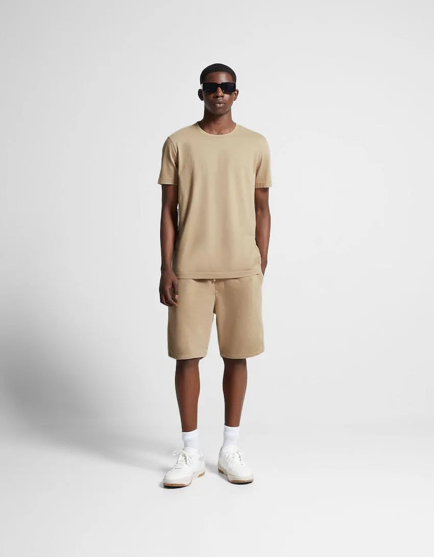 Balení trička regular fit s krátkými rukávy a bermud basic