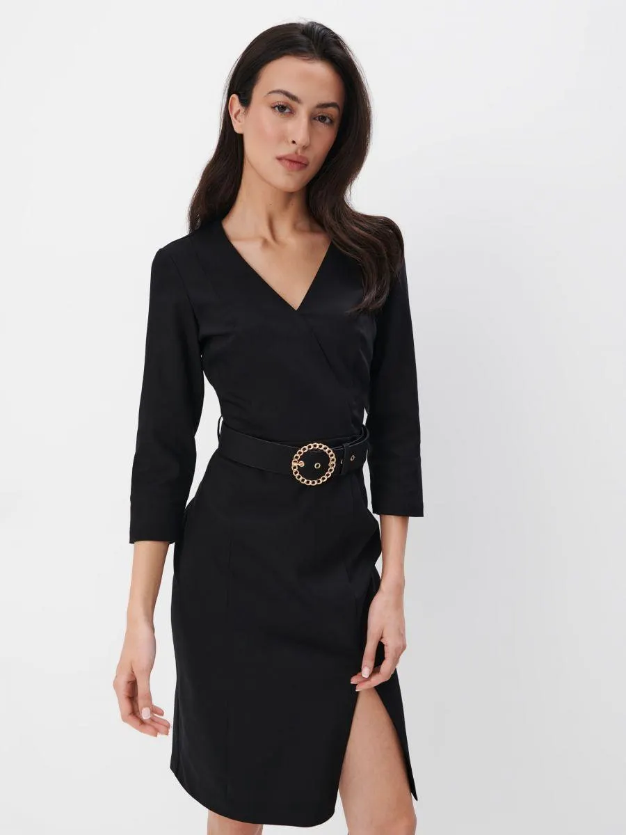 Pouzdrové mini šaty