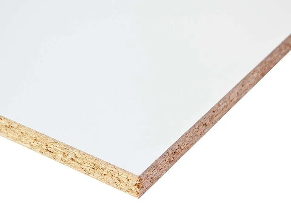 Deska formátovaná LDTD Bílá hladká, bez hrany, 18x698x1398mm