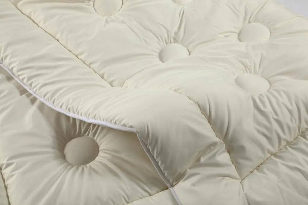 Přikrývka BAMBOO z dutého vlákna 135x200cm