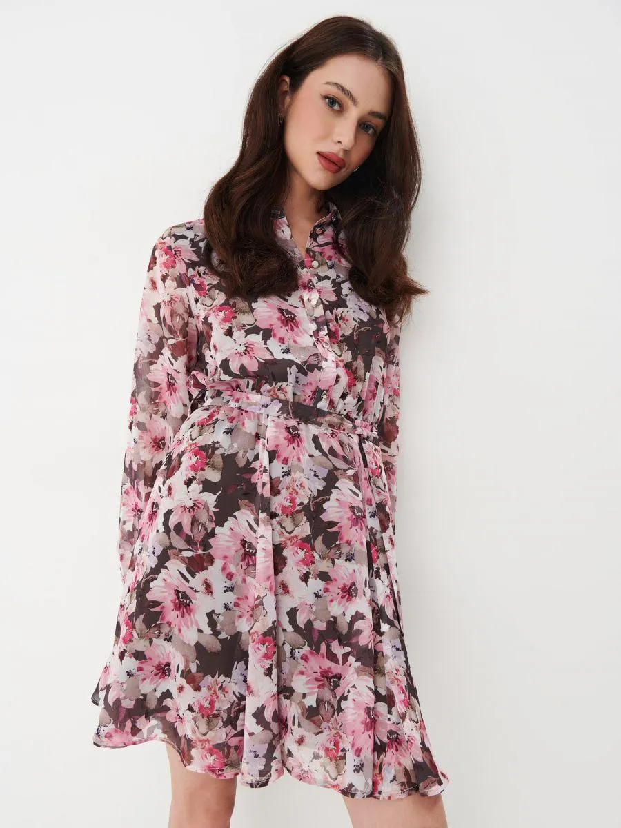 Květinové mini šaty