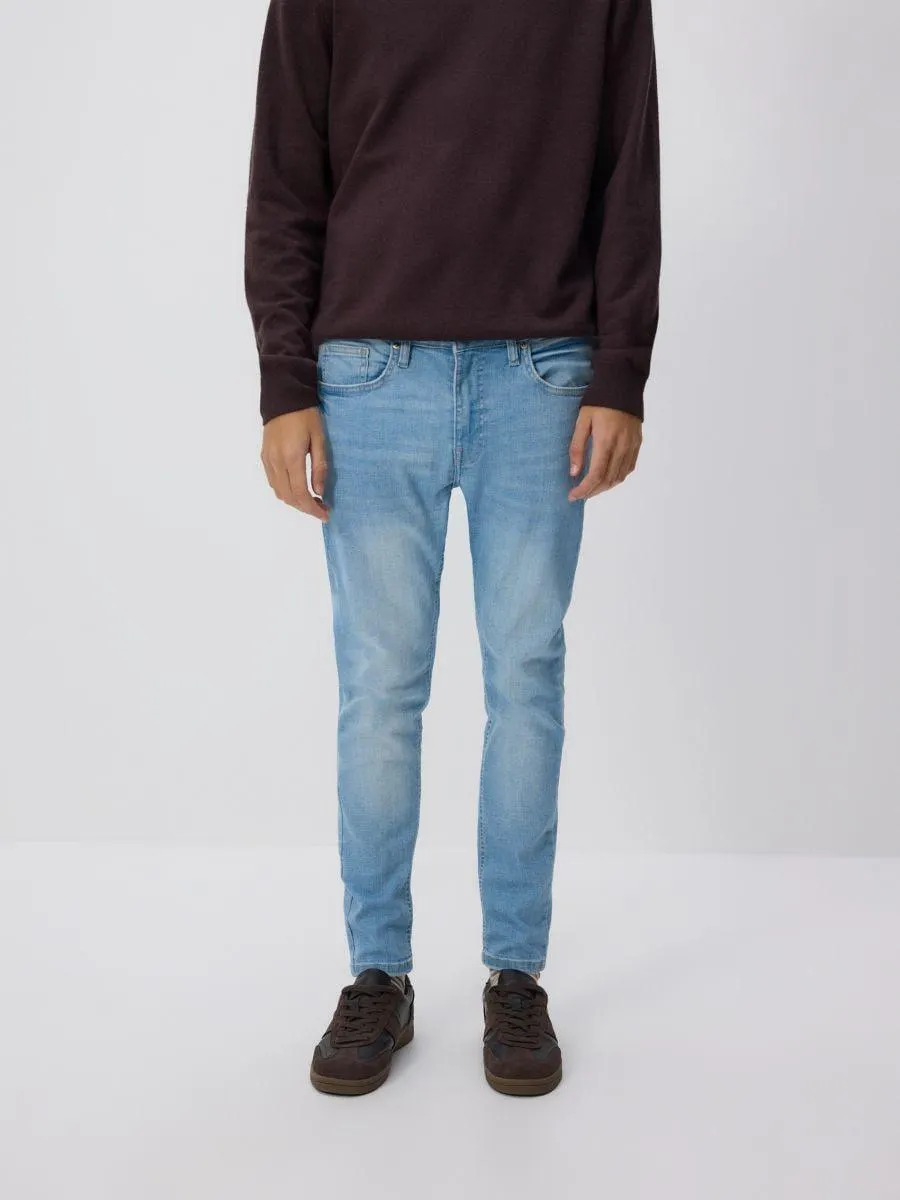 Džíny skinny se sepraným efektem