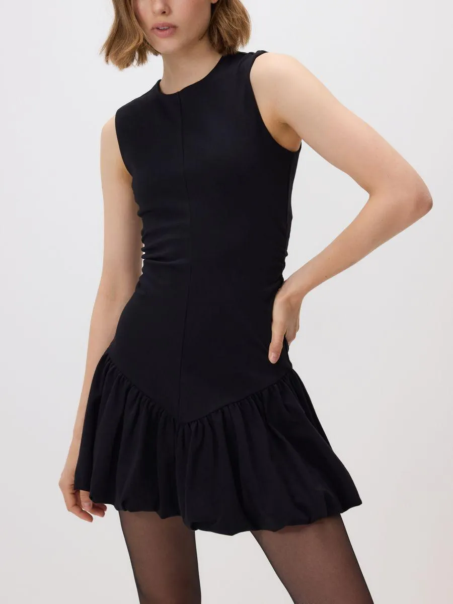 Mini šaty typu balón