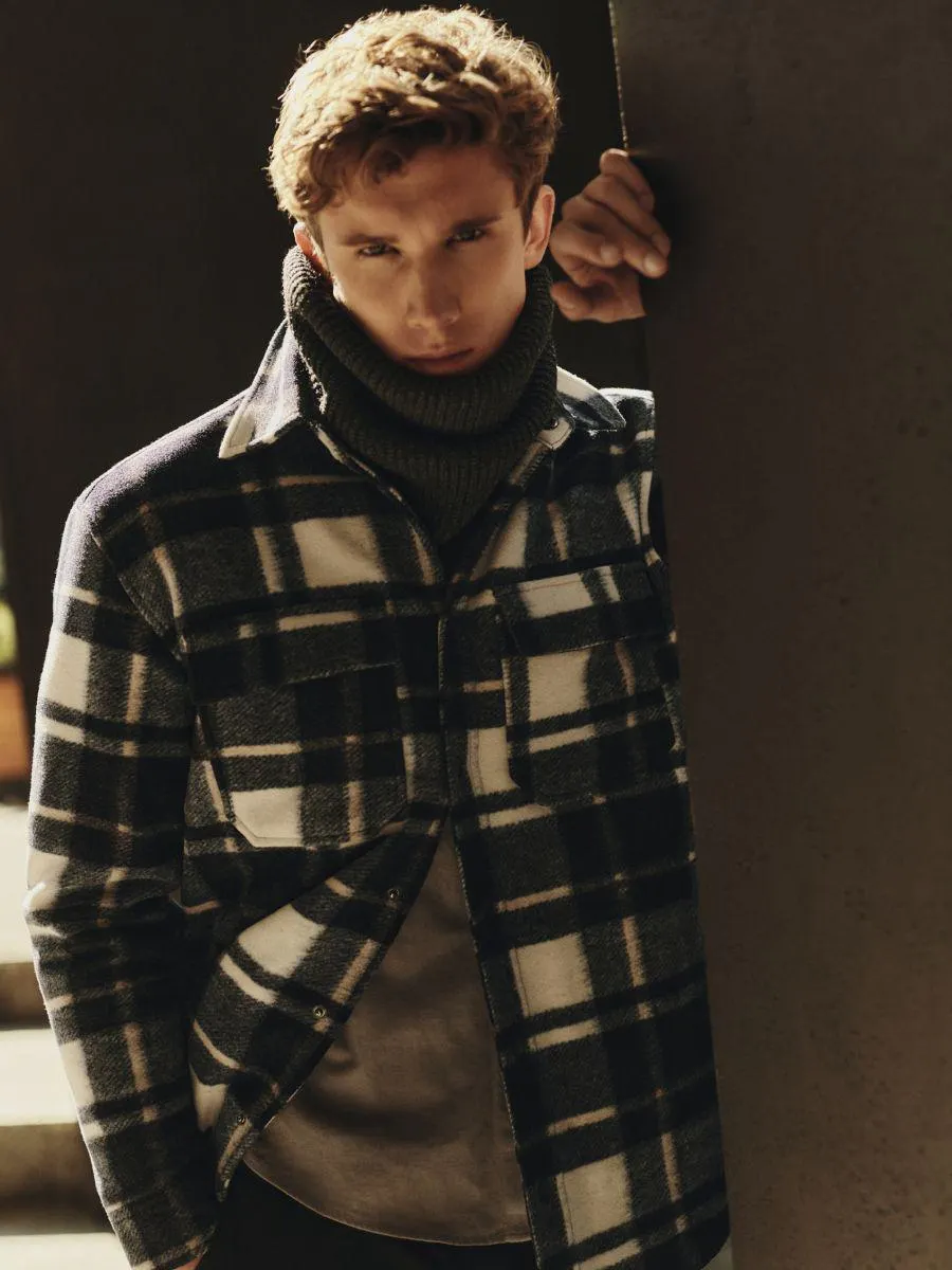 Pleteninová komínová šála