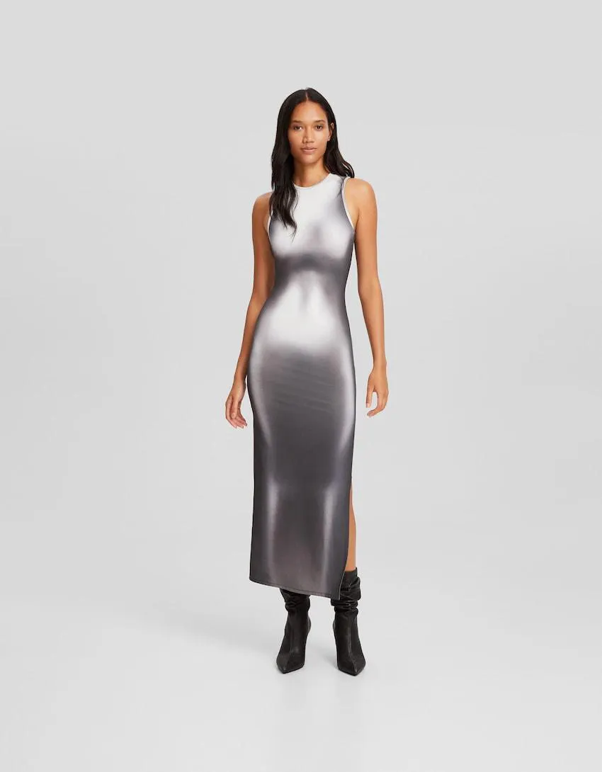 Prodloužené šaty s potiskem, bez rukávů