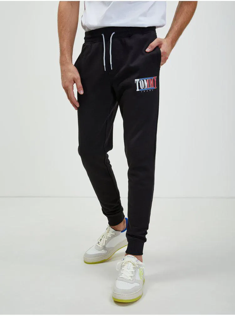 Černé pánské tepláky Tommy Jeans