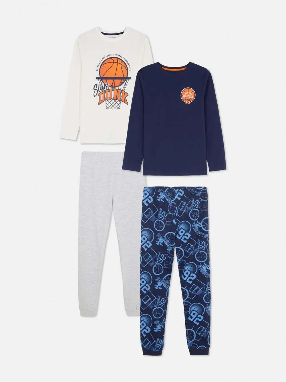 7–15 let | 2 pyžama s basketbalovou grafikou