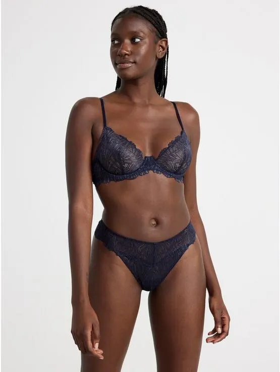 Tanga s nízkým pasem