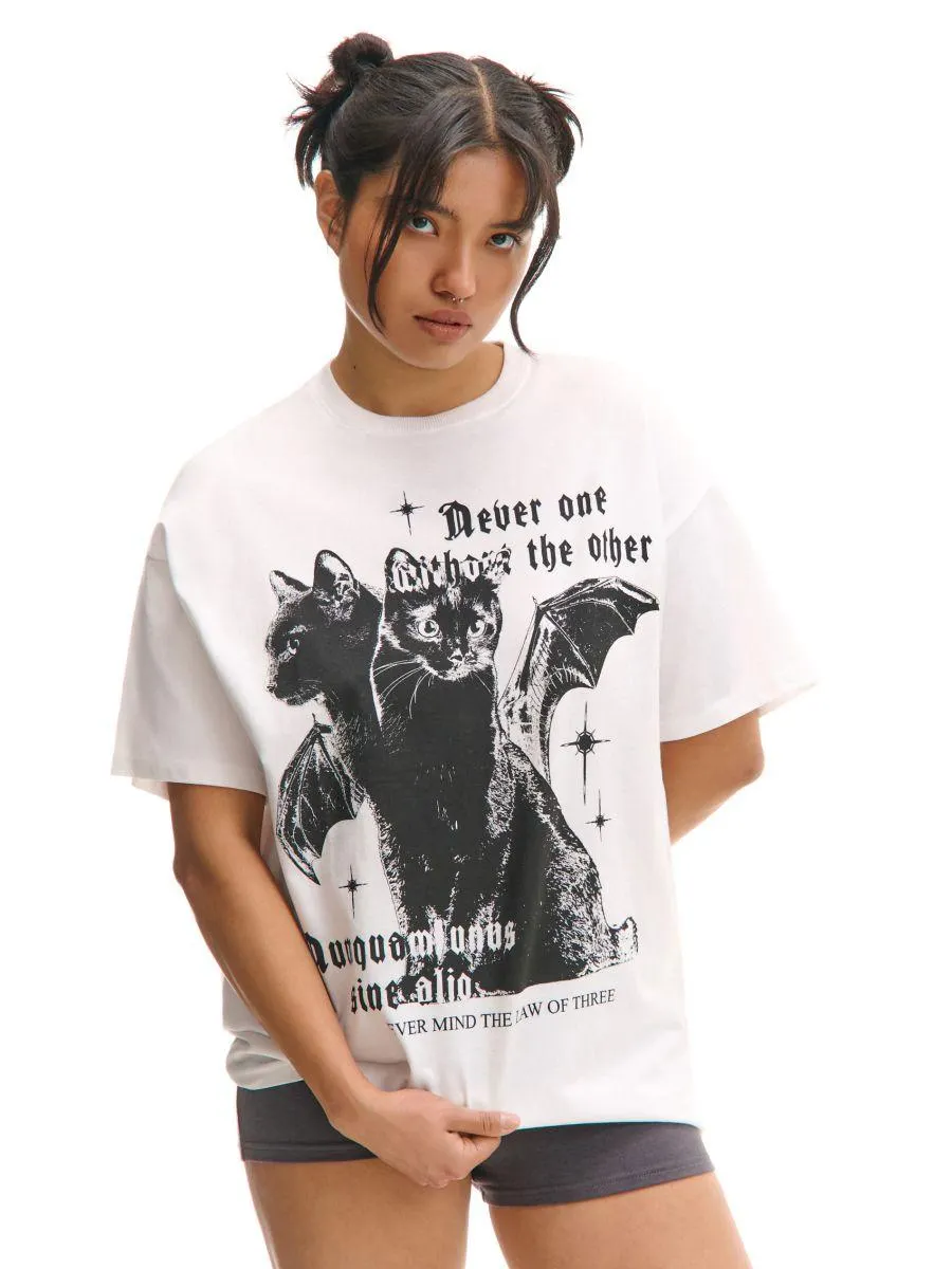 Bílá tričko s potiskem