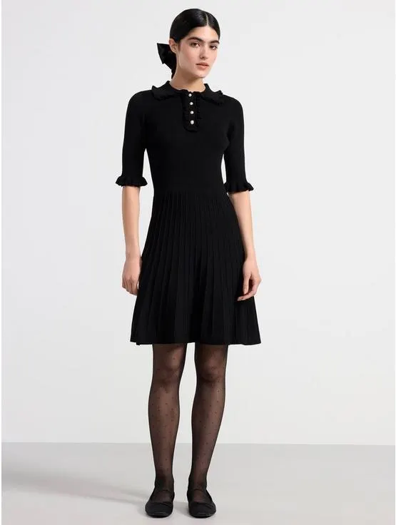 Pletené šaty s krátkými rukávy