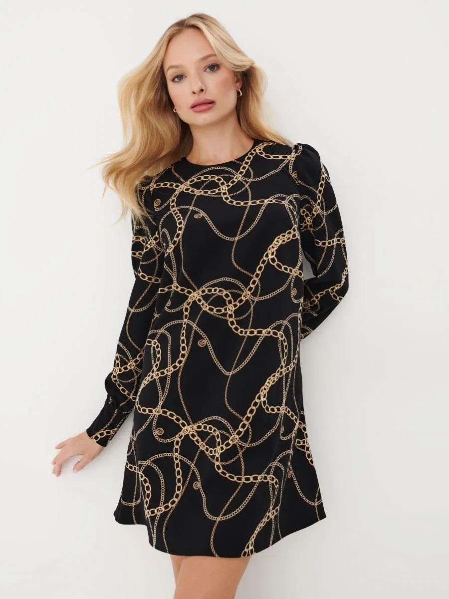 Mini šaty se střihem do „A“